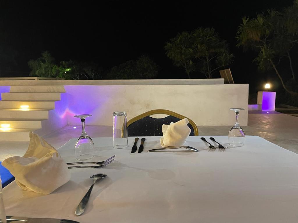 Jambo Beach Hotel Паже Екстериор снимка