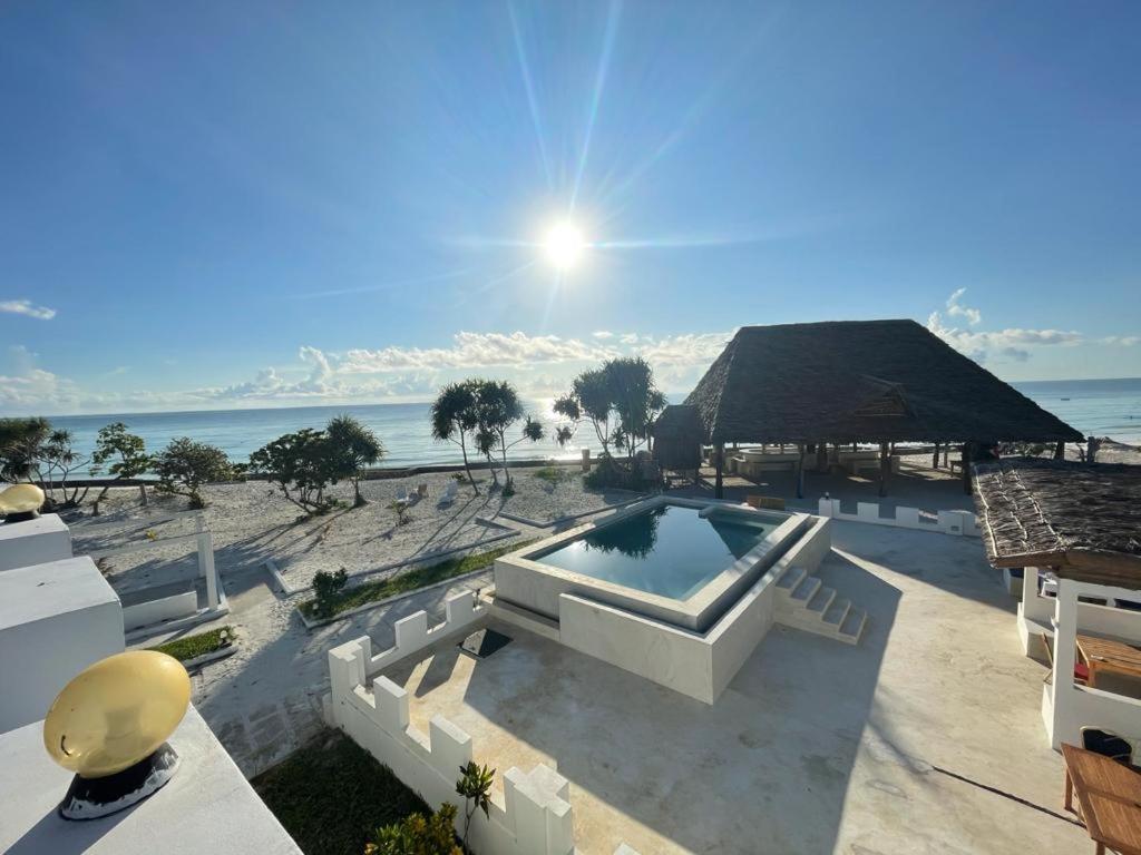 Jambo Beach Hotel Паже Екстериор снимка