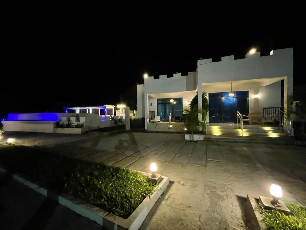 Jambo Beach Hotel Паже Екстериор снимка